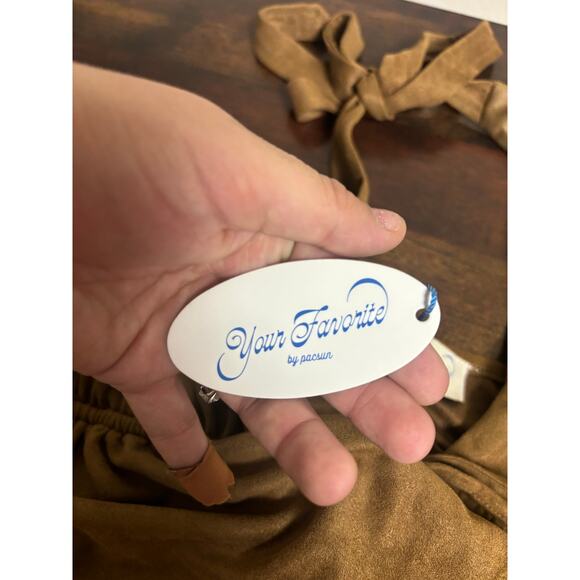 Your Favorite by PacSun Brown Suede-Style Halter Peplum Top – NWT – Size M - Picture 5 of 9